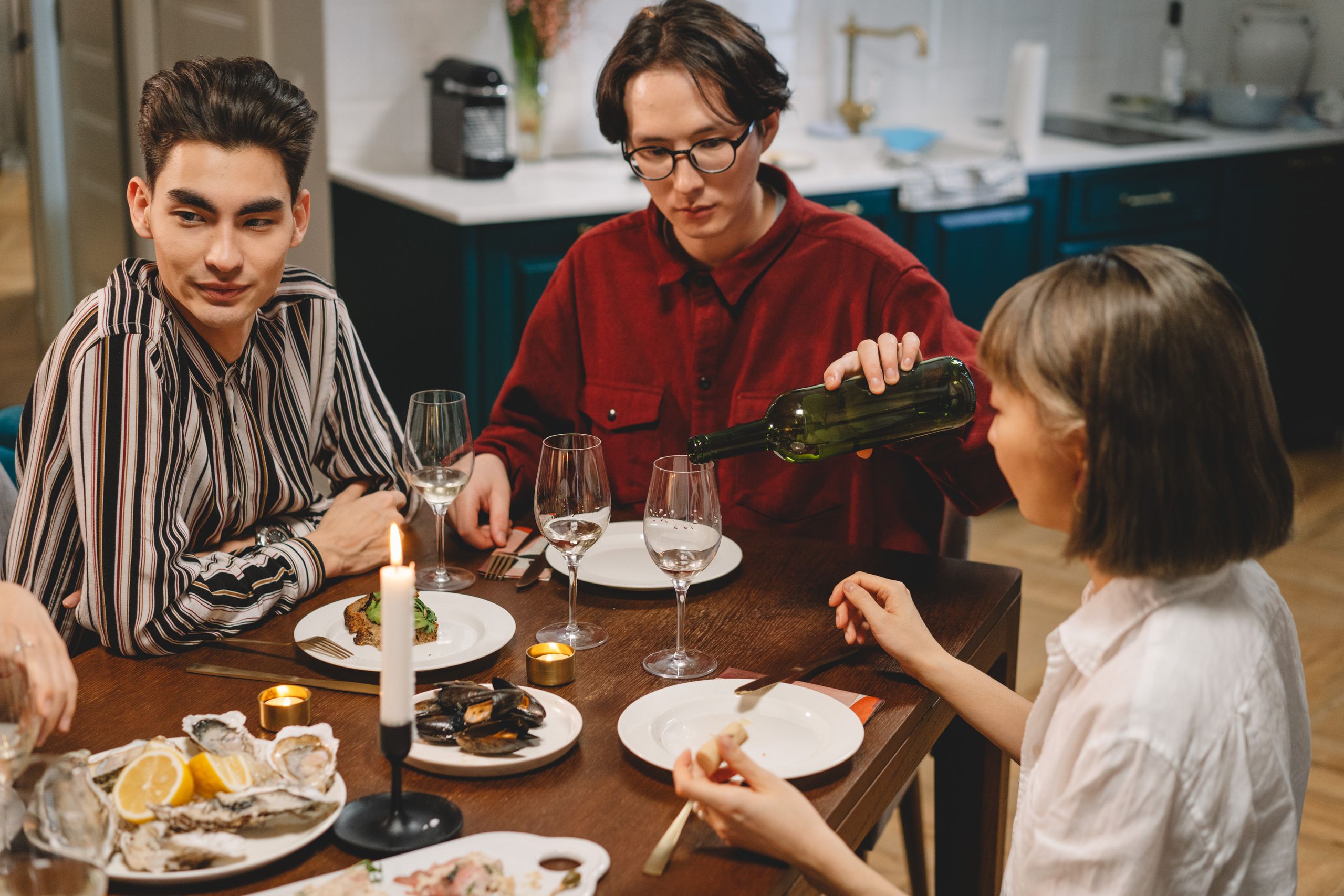 Large dining party celebrating at Harbor Light